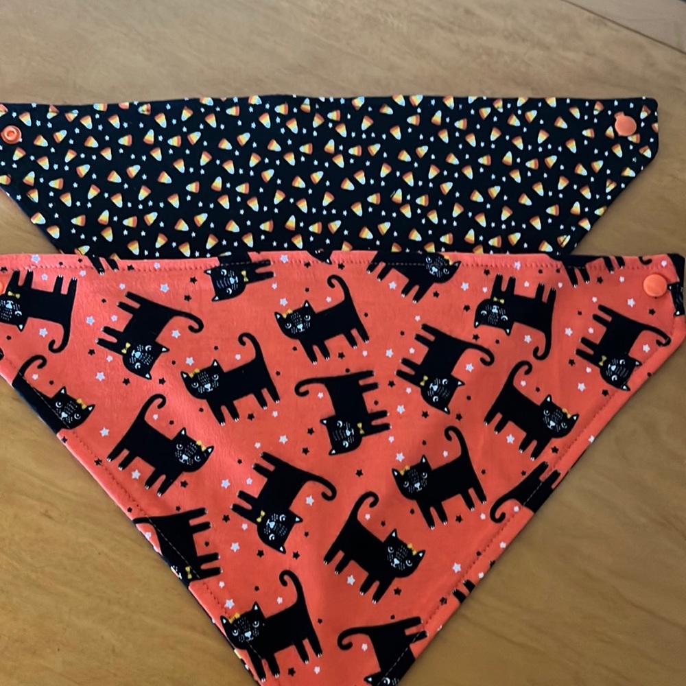 Halloween cats/candy corn baby bandana bib